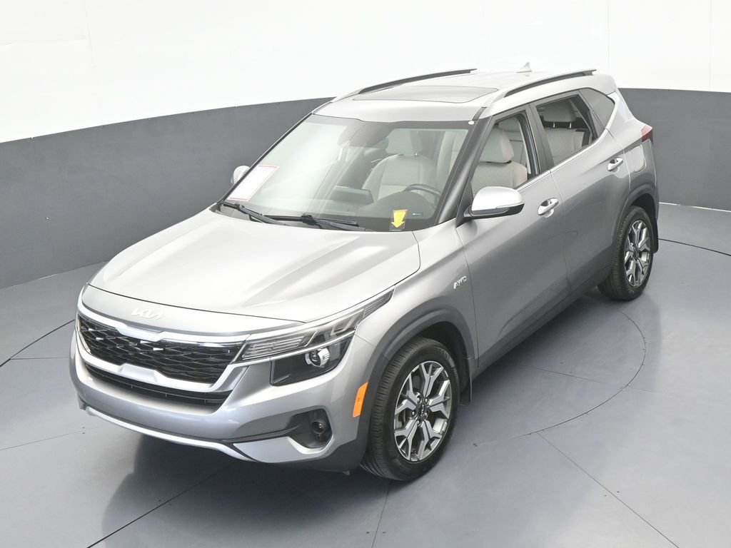 Used 2022 Kia Seltos EX AWD/4WD image 49