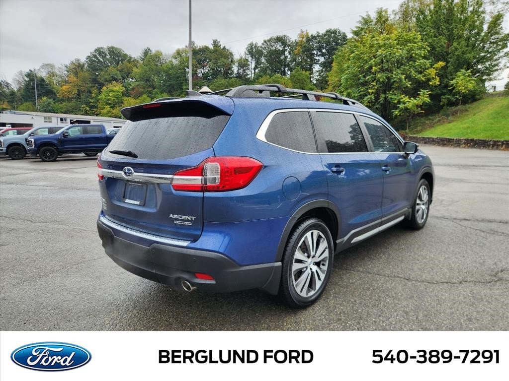 Used 2022 Subaru Ascent Limited w/ Technology Package AWD/4WD image 5