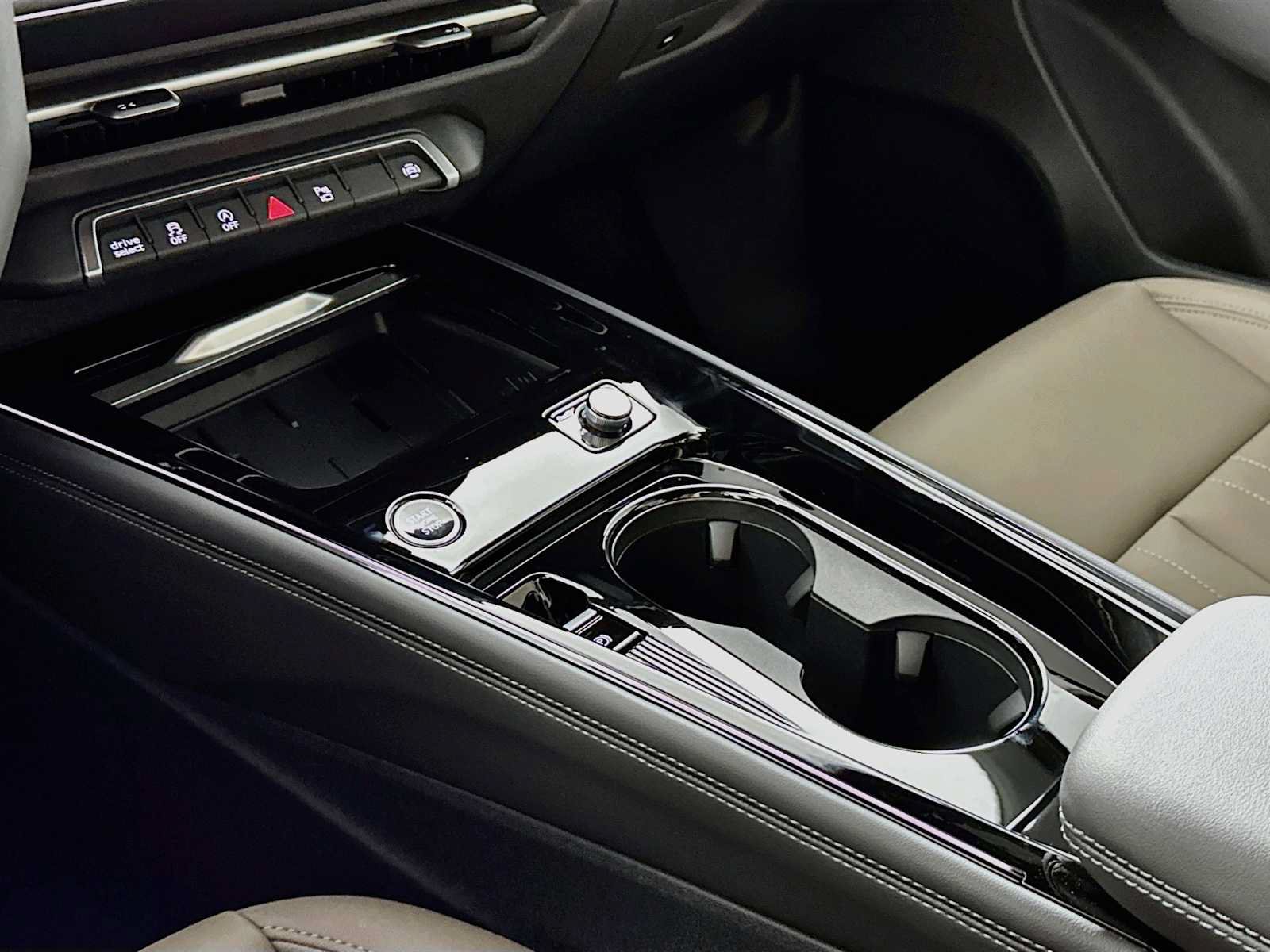 New 2026 Audi Q3 quattro 2.0T AWD/4WD image 16