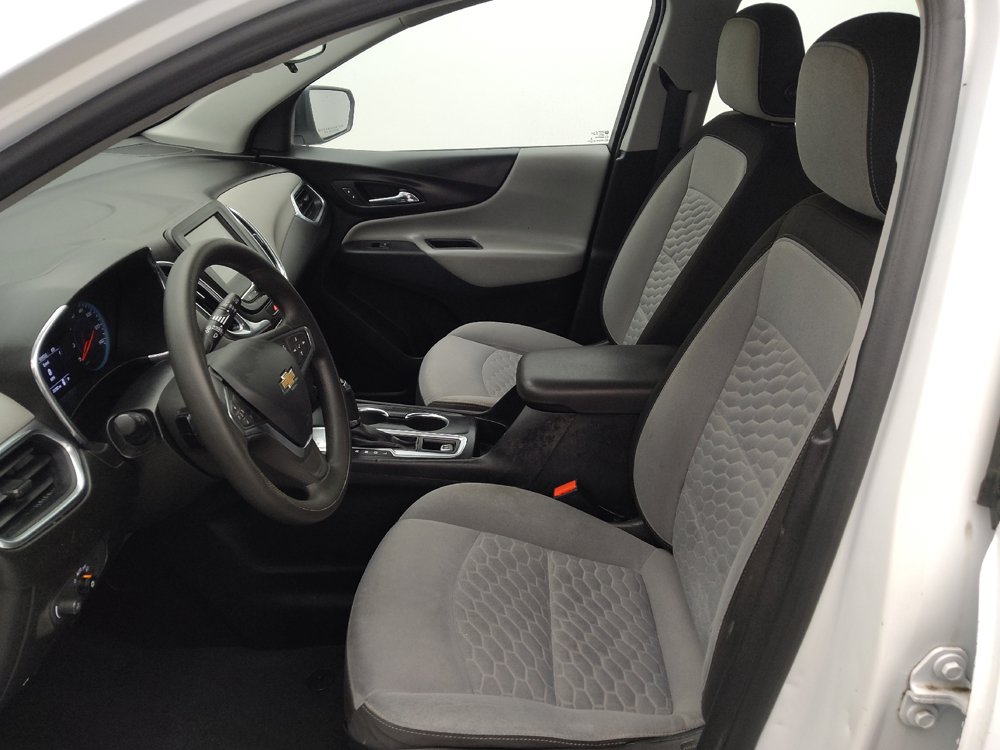 Used 2018 Chevrolet Equinox LS FWD image 17
