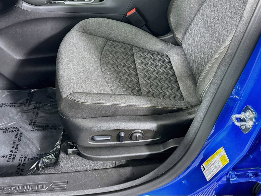 Used 2024 Chevrolet Equinox LT FWD image 22