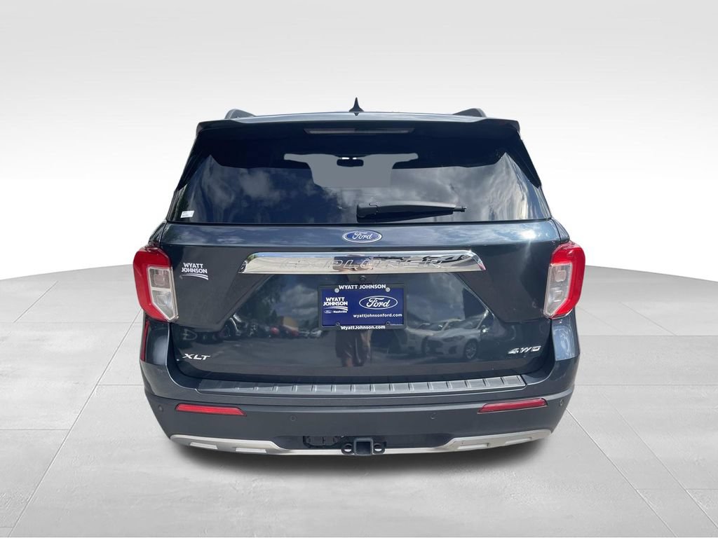 Certified 2024 Ford Explorer XLT w/ Equipment Group 202A AWD/4WD image 5