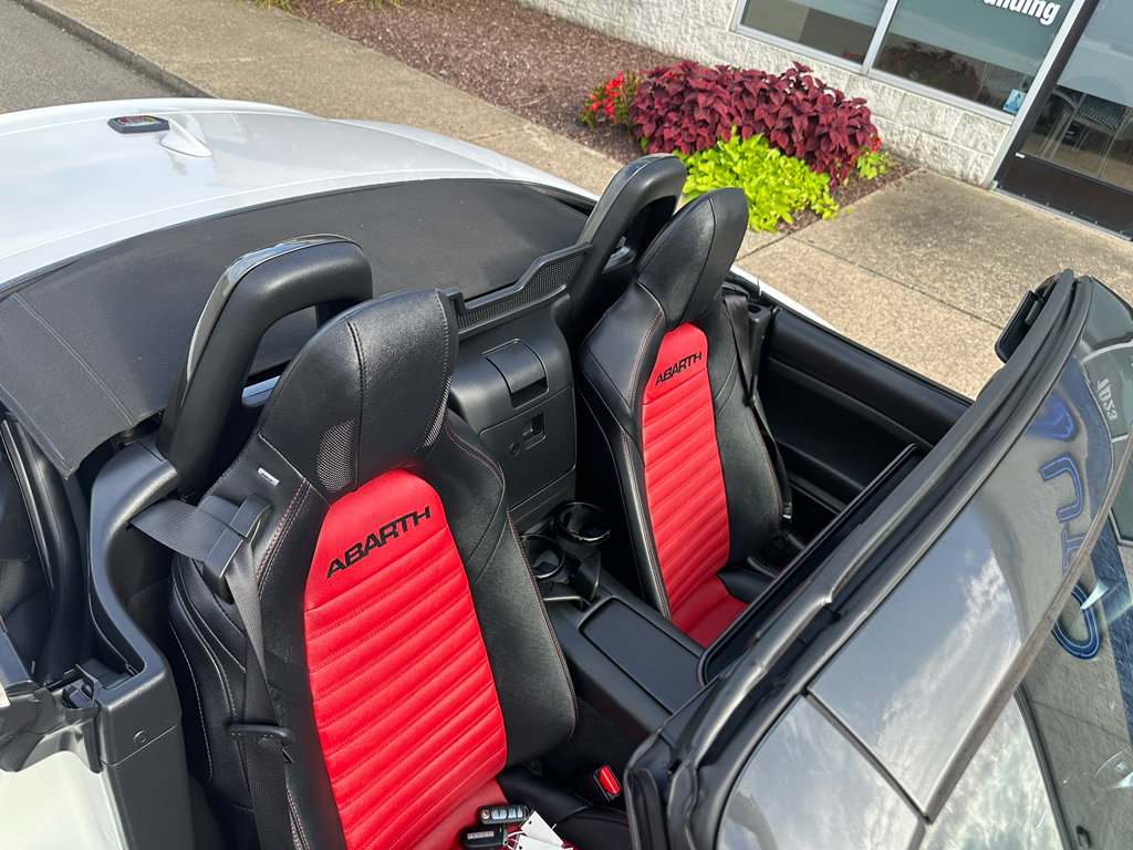 Used 2019 FIAT 124 Spider Abarth w/ Convenience Group RWD image 10