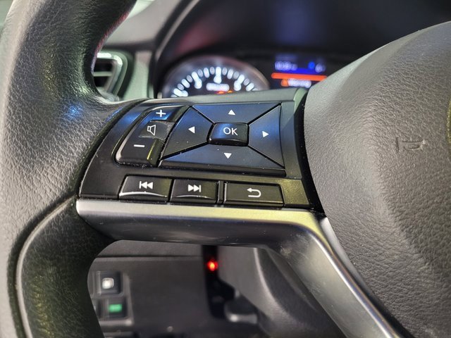 Used 2018 Nissan Rogue S image 24