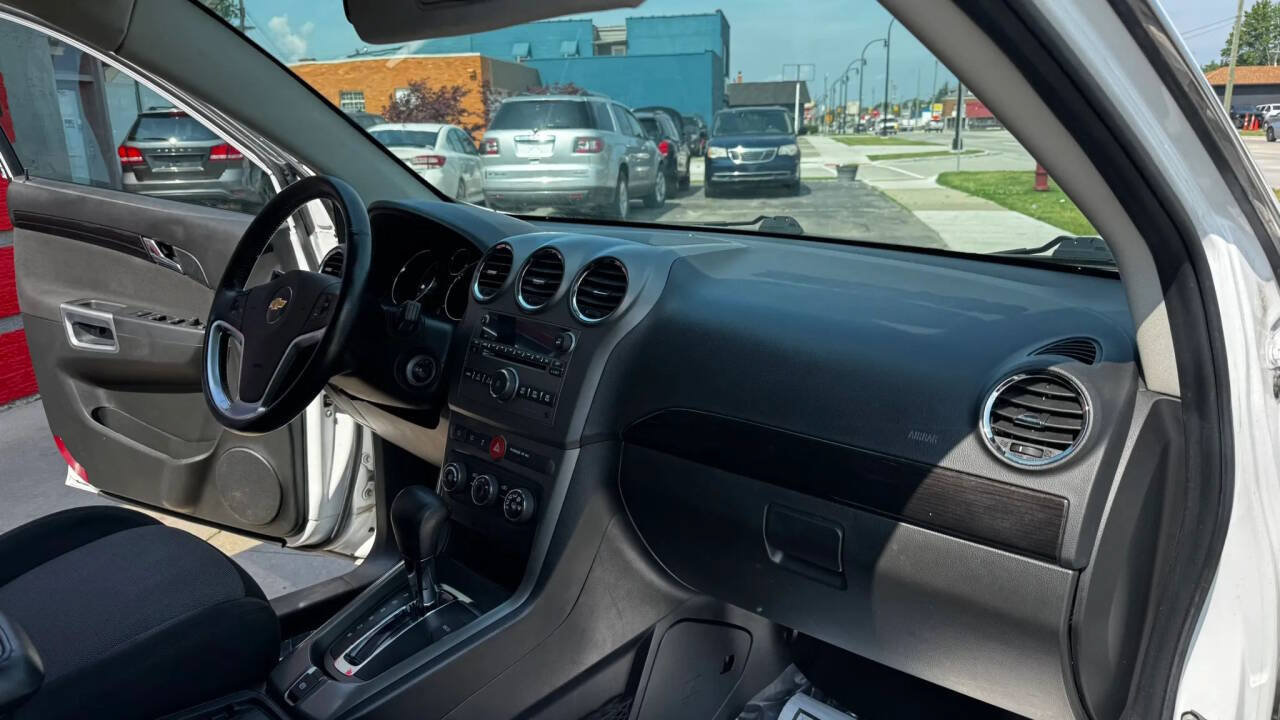 Used 2015 Chevrolet Captiva Sport LS FWD image 25