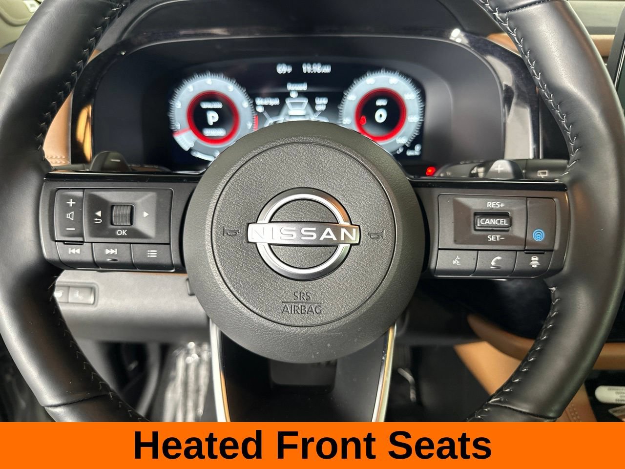 Used 2025 Nissan Pathfinder Platinum w/ Cargo Package FWD image 18