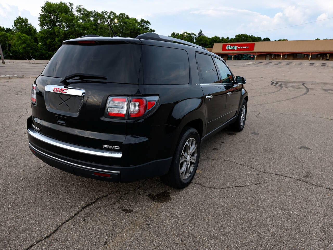 Used 2015 GMC Acadia SLT w/ Open Road Package AWD/4WD image 4