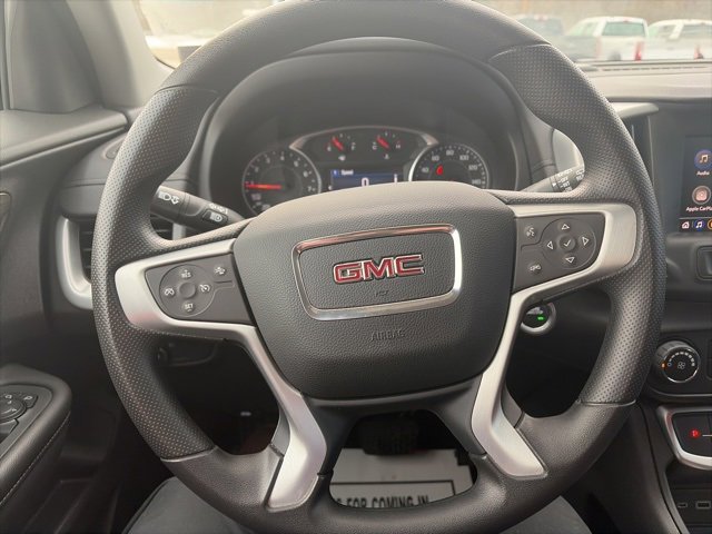 Used 2024 GMC Terrain SLE image 17