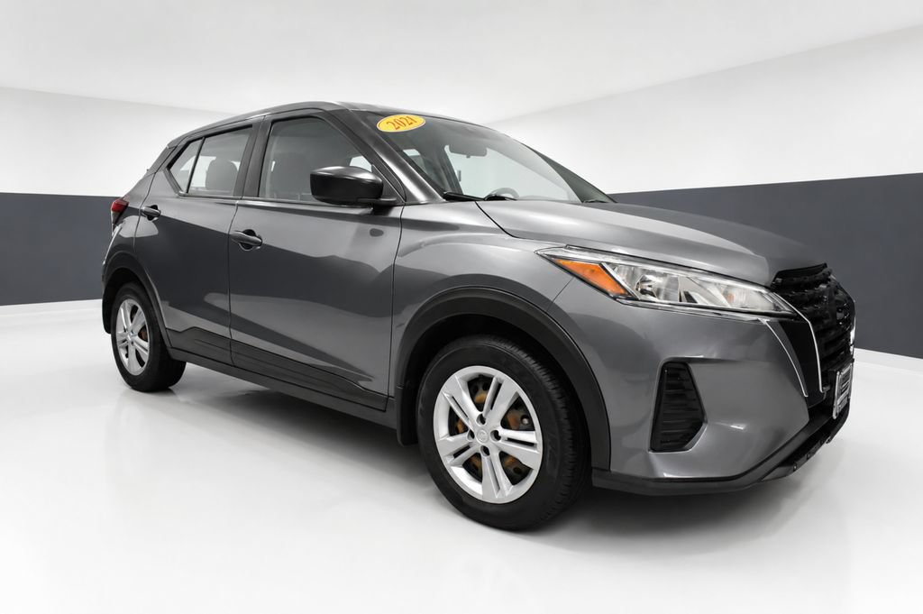 Used 2021 Nissan Kicks S FWD image 7
