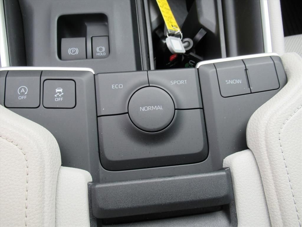 Used 2025 Toyota Grand Highlander Limited image 26