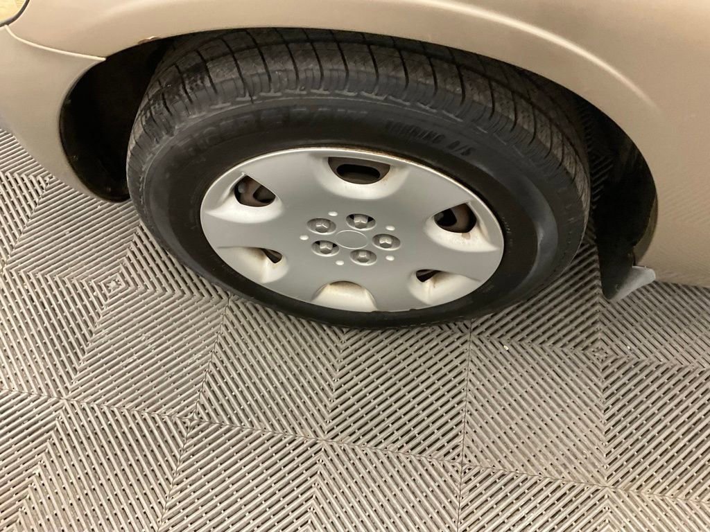 Used 2003 Chrysler PT Cruiser image 13