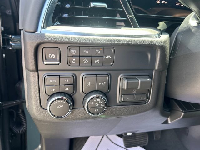 New 2026 Chevrolet Tahoe Z71 w/ Comfort Package AWD/4WD image 18
