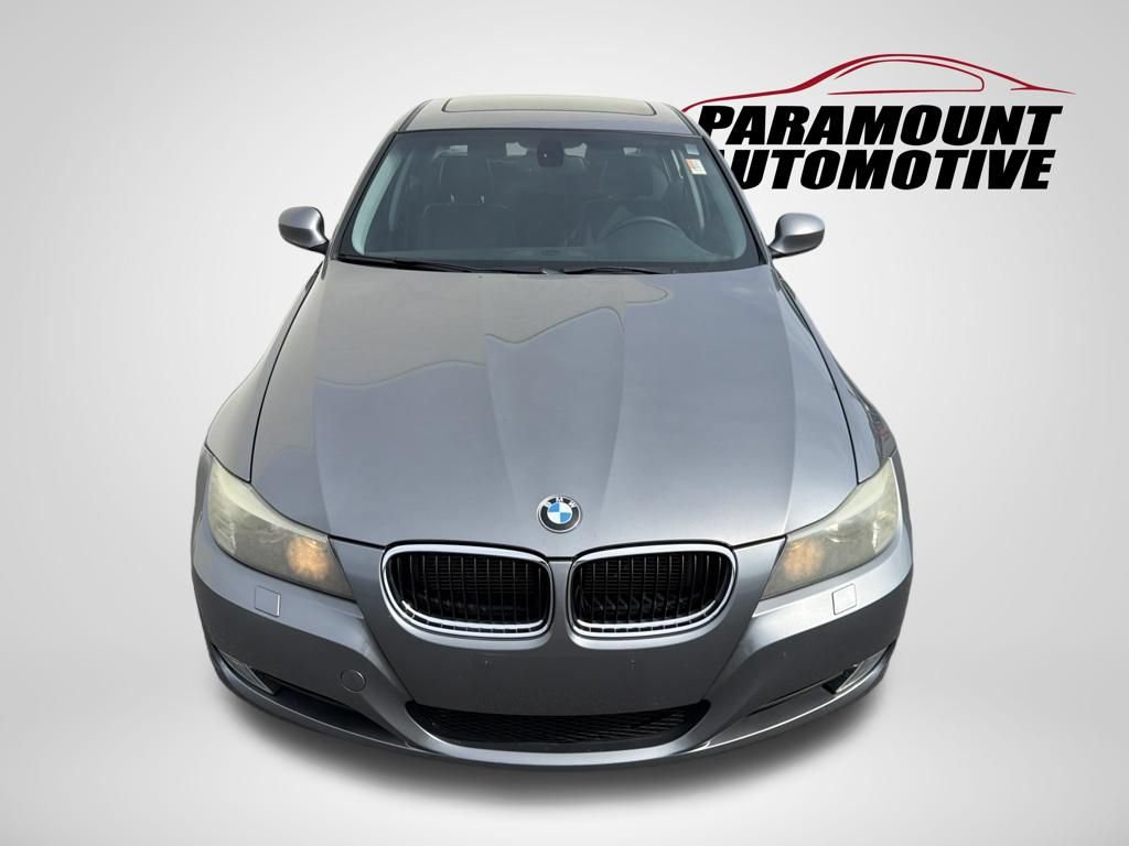 Used 2011 BMW 328i xDrive Sedan AWD/4WD image 2