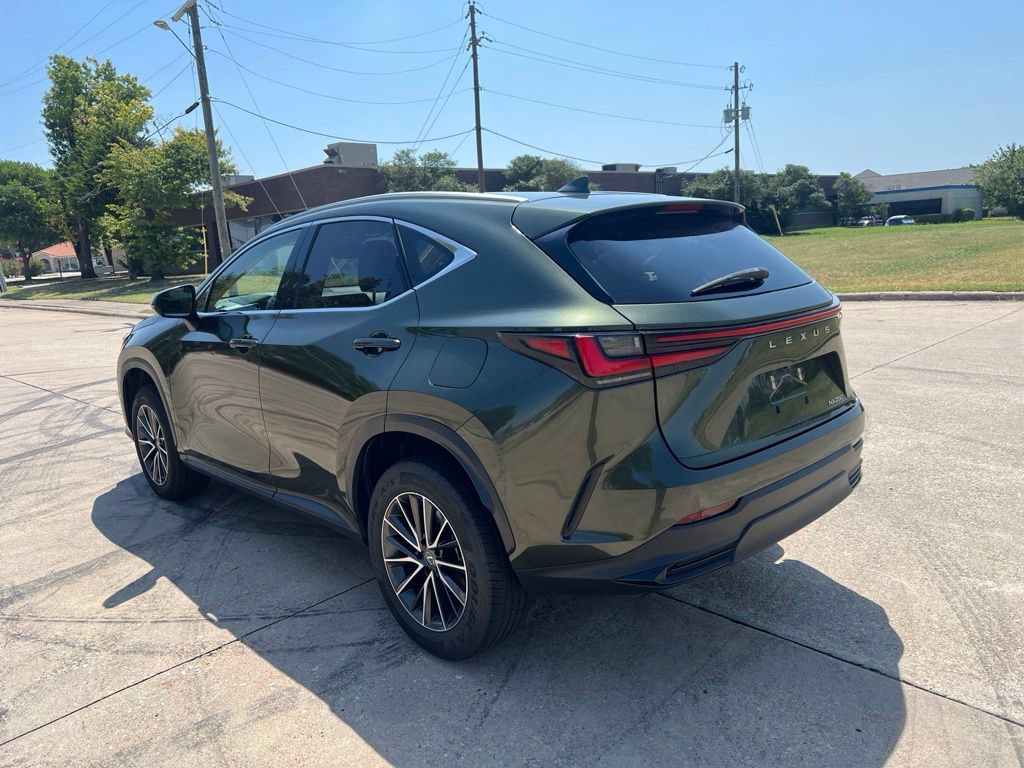 Used 2022 Lexus NX 250 FWD image 9