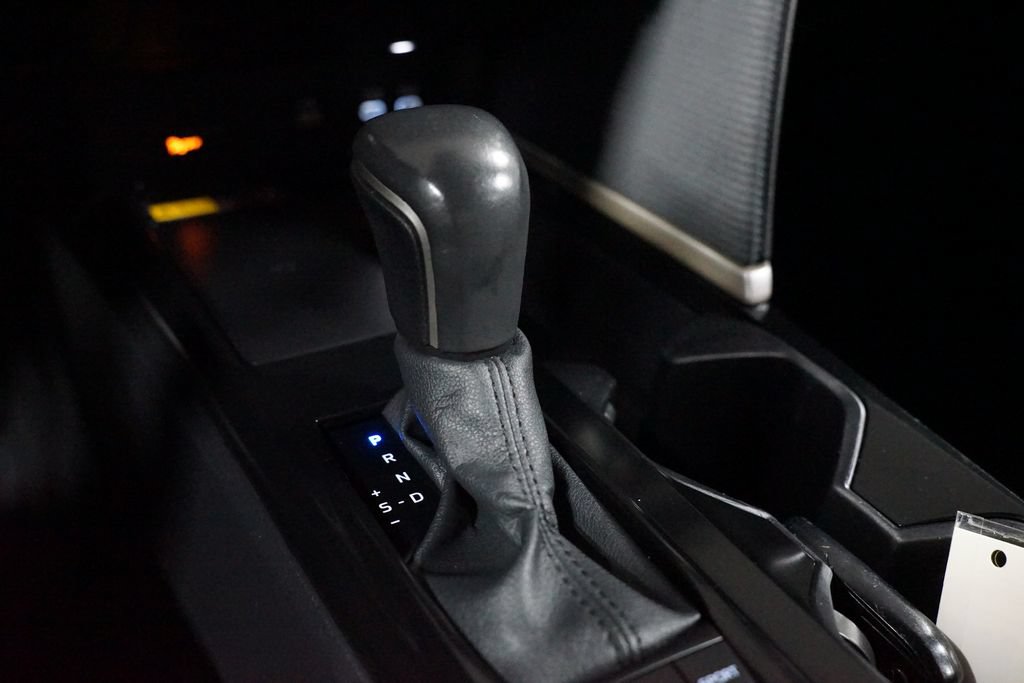 Used 2025 Toyota Camry SE FWD image 22