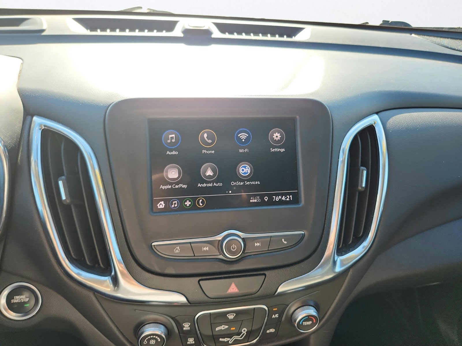Used 2021 Chevrolet Equinox LT AWD/4WD image 16