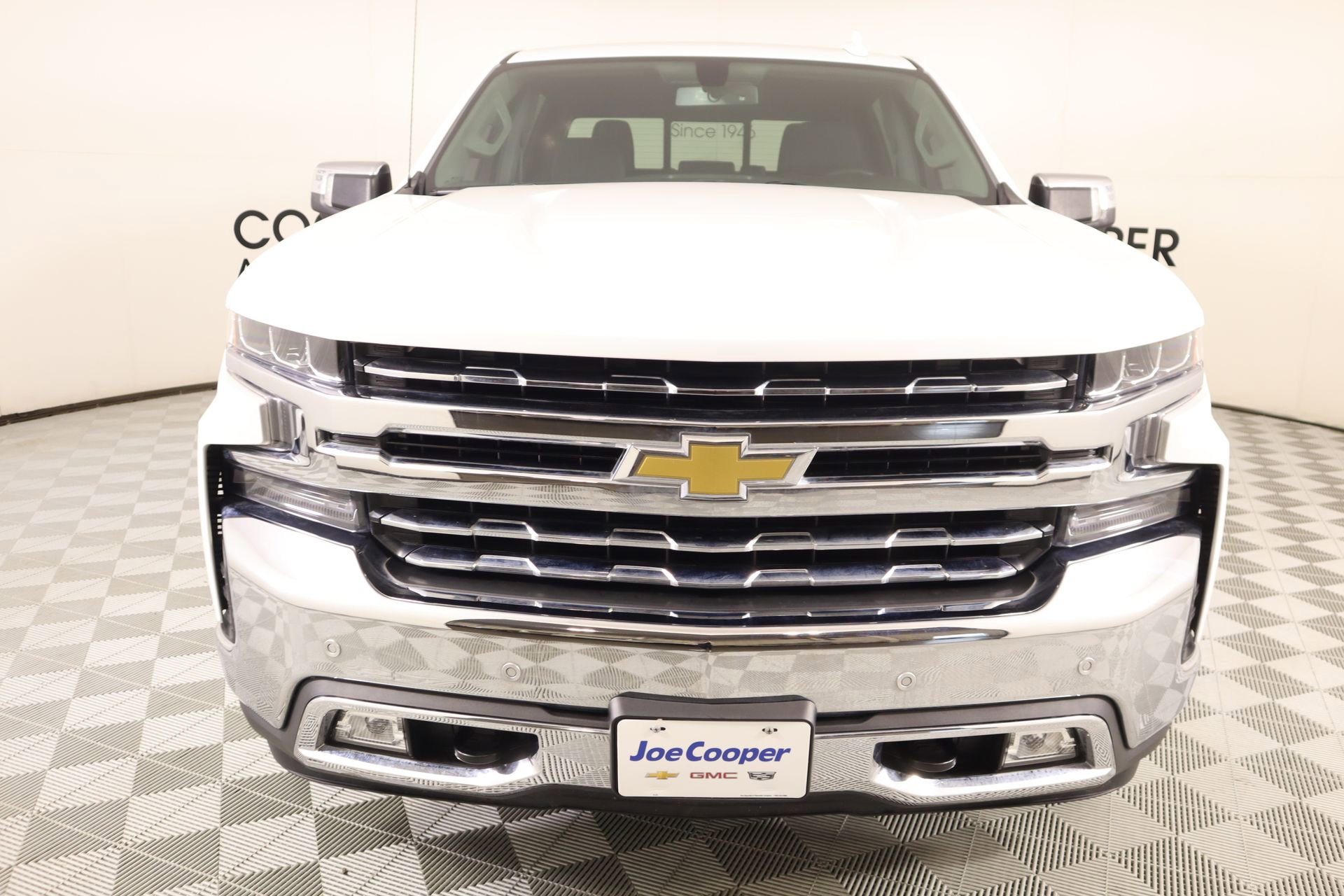 Used 2022 Chevrolet Silverado 1500 LTZ w/ Z71 Off-Road Package image 8