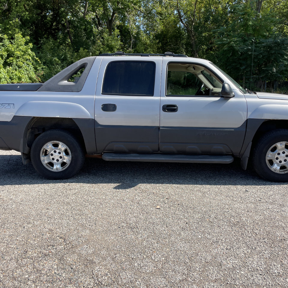 Used 2006 Chevrolet Avalanche LS image 5