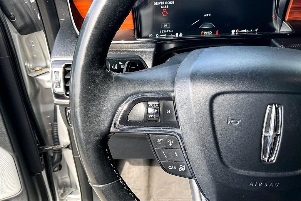 Used 2018 Lincoln Navigator L Reserve w/ Technology Package AWD/4WD image 15