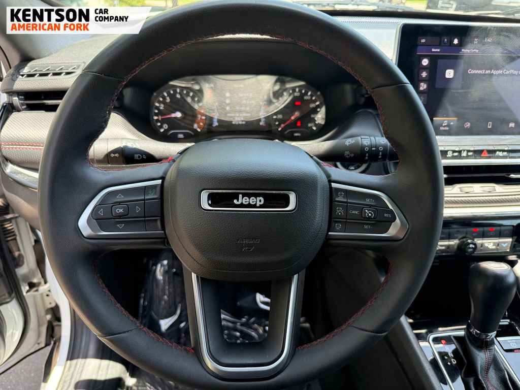 Used 2023 Jeep Compass Trailhawk image 18