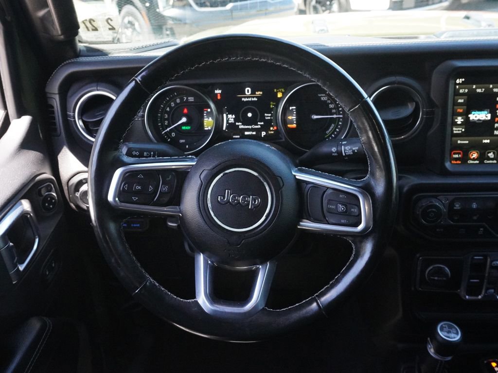 Used 2022 Jeep Wrangler Unlimited Sahara w/ Cold Weather Group AWD/4WD image 39