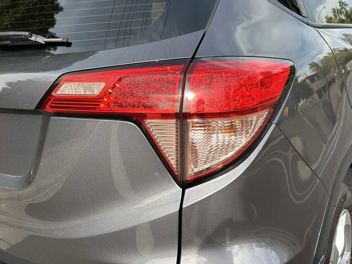 Used 2017 Honda HR-V LX image 48