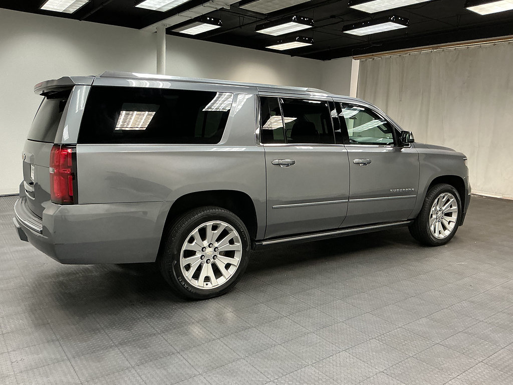 Used 2018 Chevrolet Suburban Premier AWD/4WD image 6