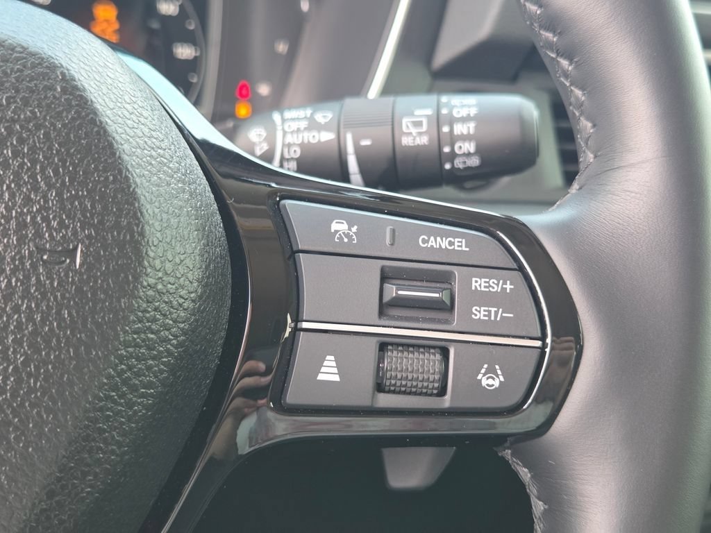 Used 2025 Honda Pilot Elite image 20