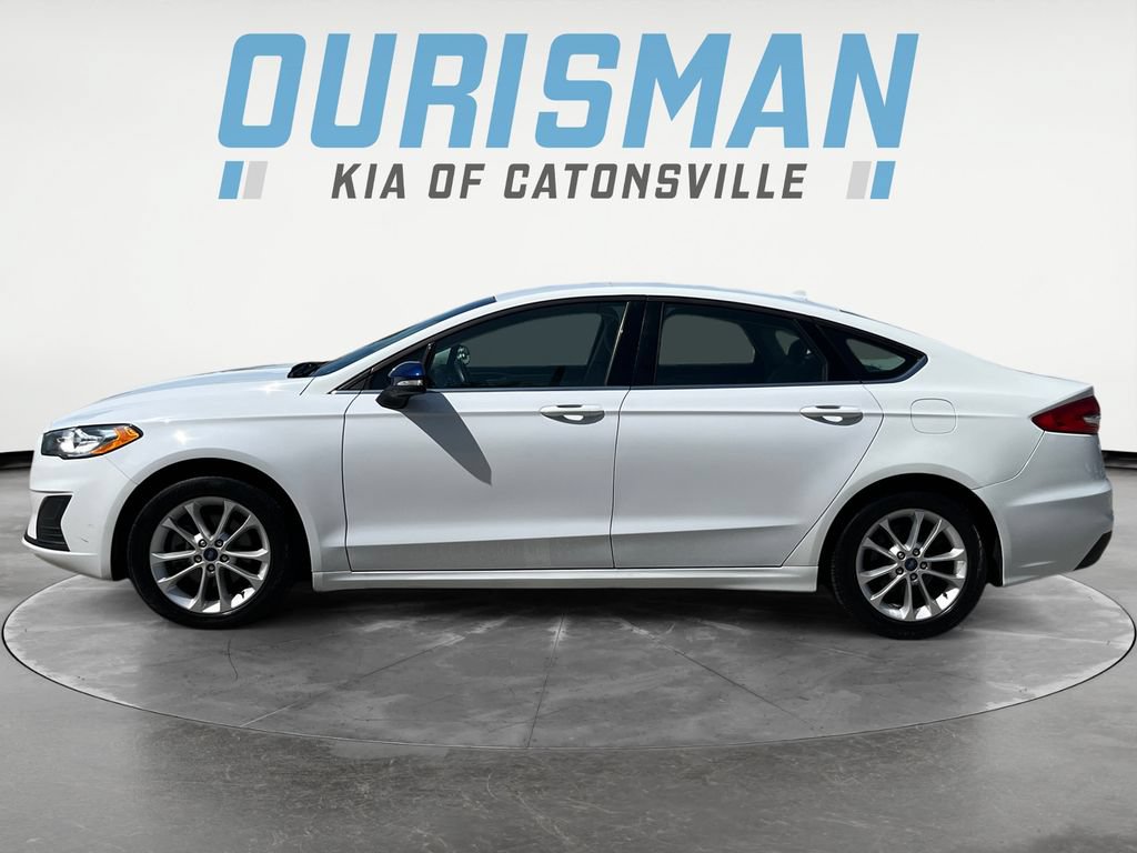 Used 2019 Ford Fusion SE FWD image 3