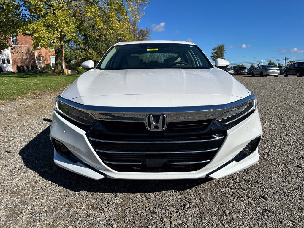 Used 2022 Honda Accord EX-L image 2