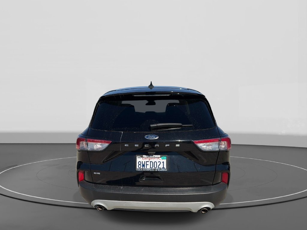Used 2020 Ford Escape SE FWD image 4