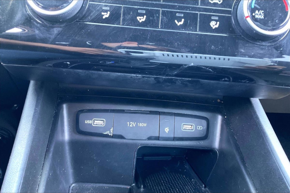 Used 2022 Hyundai Santa Cruz SEL w/ Activity Package FWD image 32