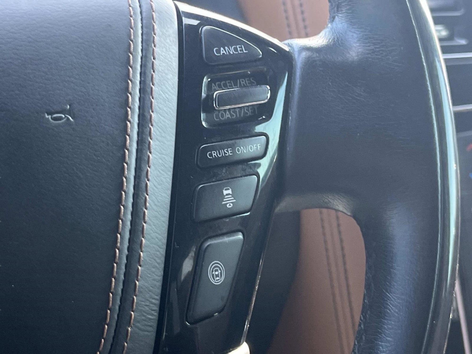 Used 2021 INFINITI QX80 Sensory w/ All-Season Package image 28