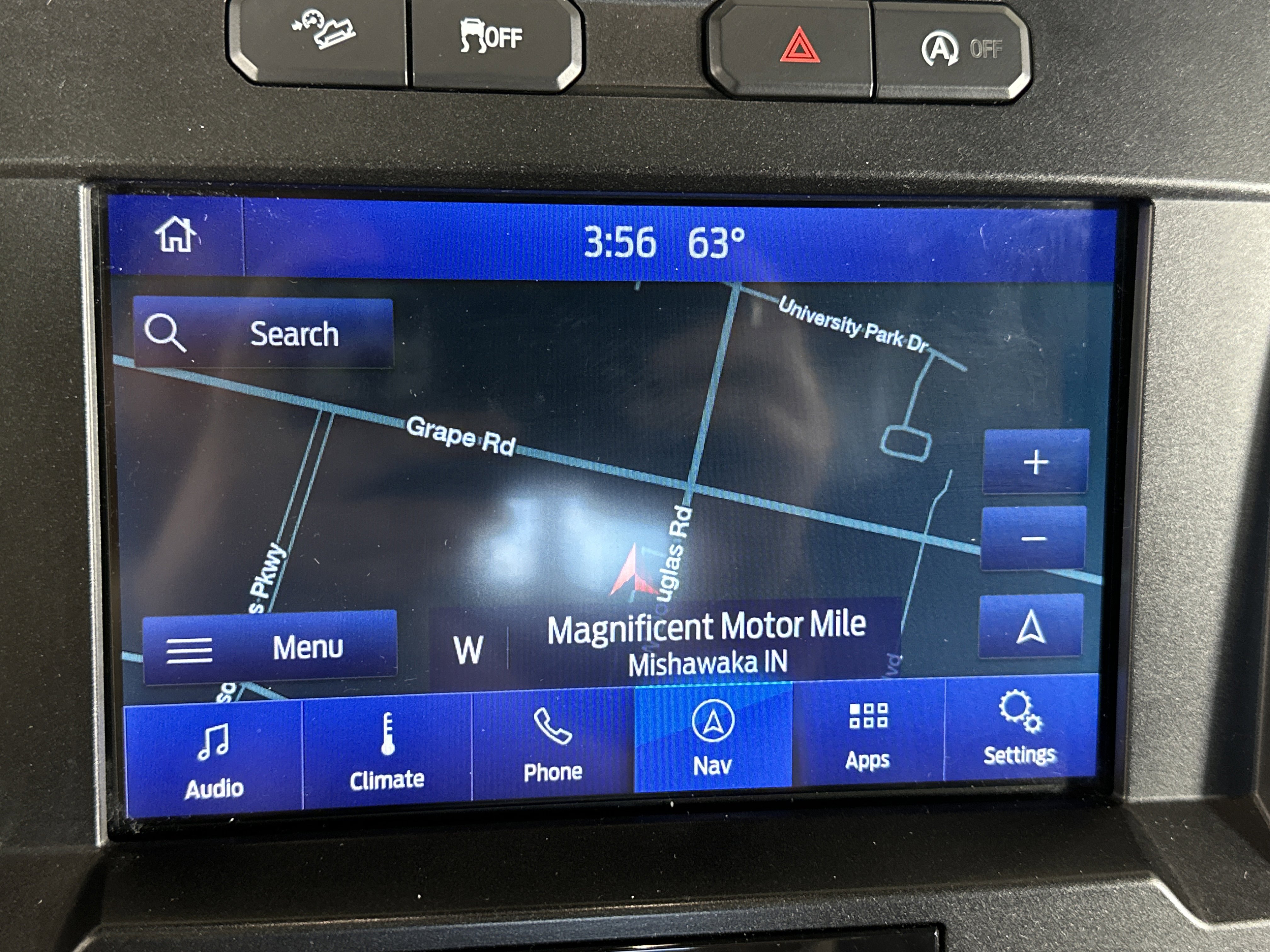 Used 2019 Ford F150 Lariat w/ Equipment Group 502A Luxury image 24