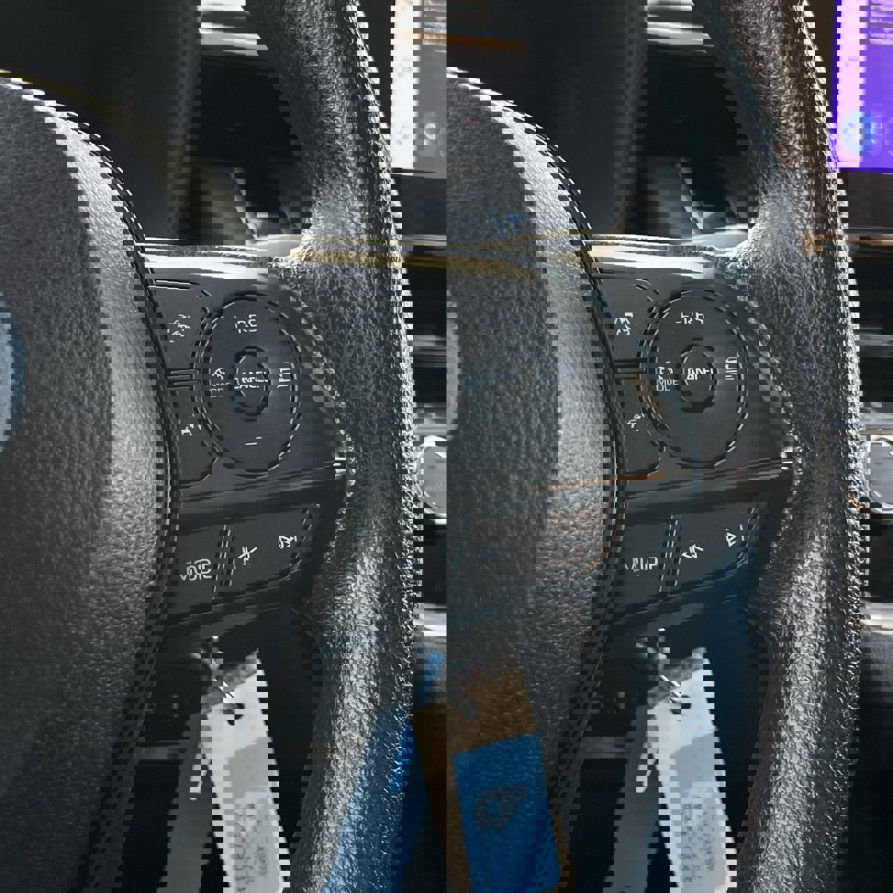 Used 2024 Toyota Corolla LE image 14