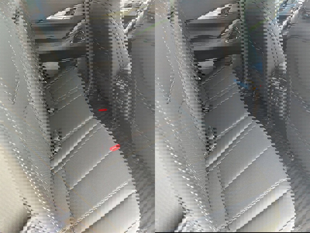 New 2026 INFINITI QX60 Luxe w/ Cargo Package image 22