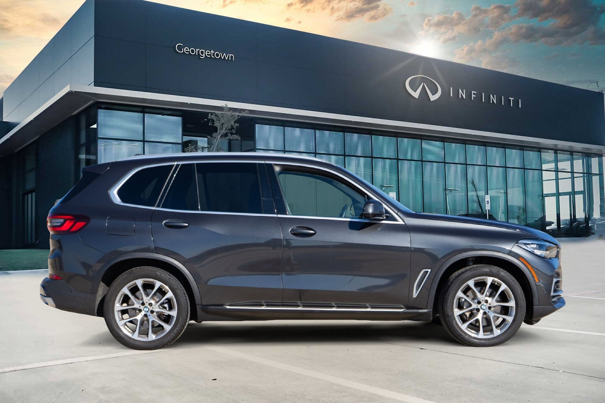 Used 2023 BMW X5 sDrive40i video 3