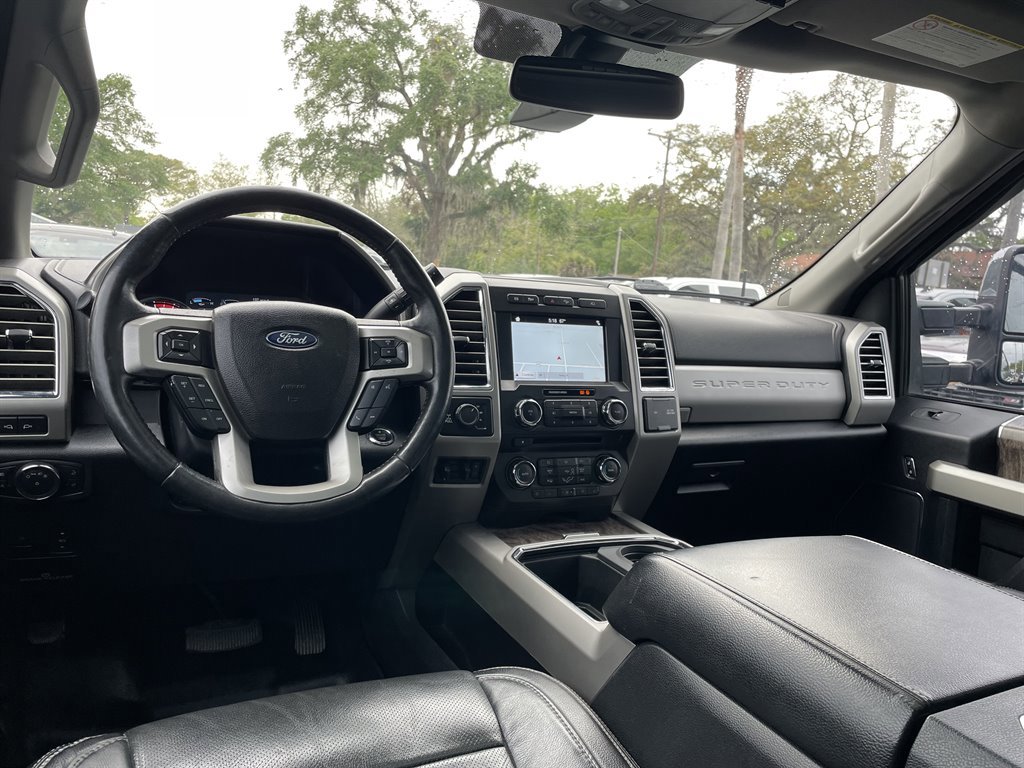 Used 2017 Ford F250 Lariat w/ Lariat Ultimate Package AWD/4WD image 14