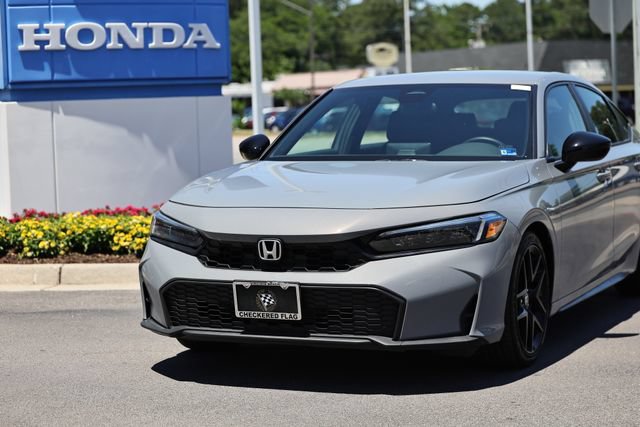 Used 2025 Honda Civic Sport image 2