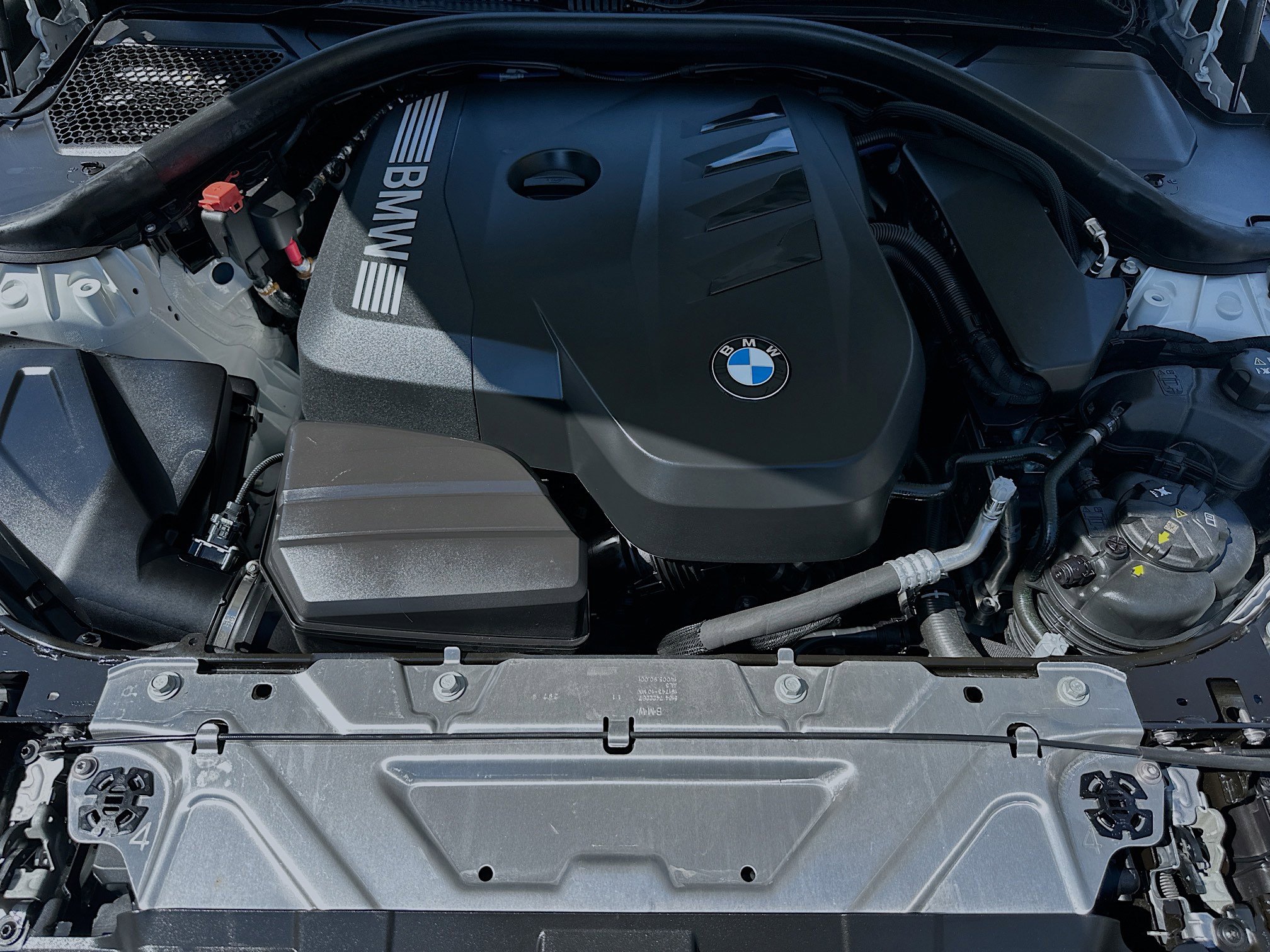 Used 2025 BMW 330i Sedan w/ M Sport Package image 33