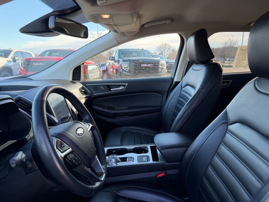 Used 2024 Ford Edge SEL AWD/4WD image 12