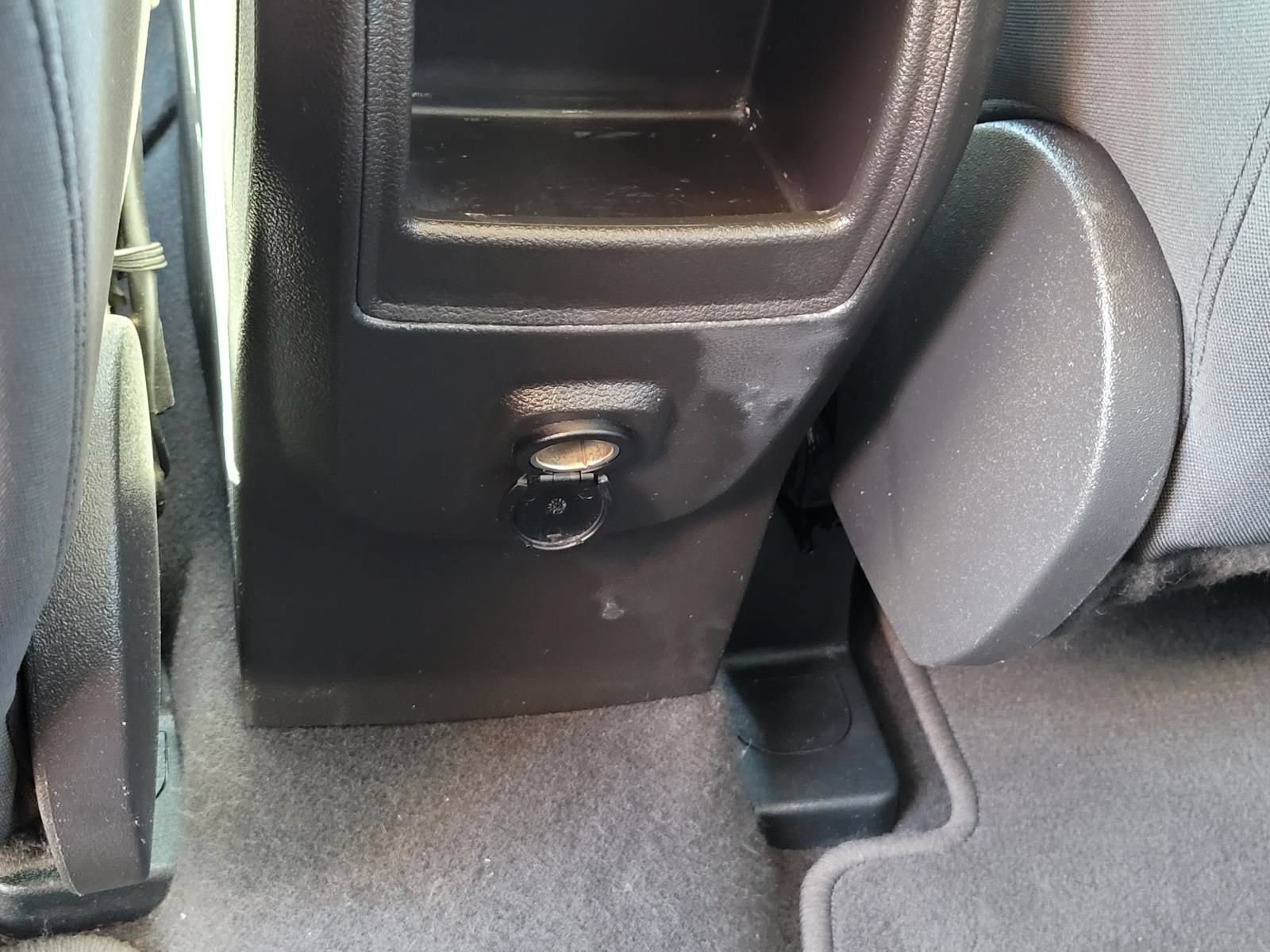 Used 2015 Ford Escape SE FWD image 19