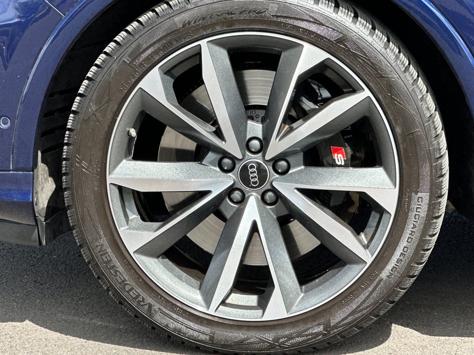 Used 2024 Audi SQ7 Prestige AWD/4WD image 33