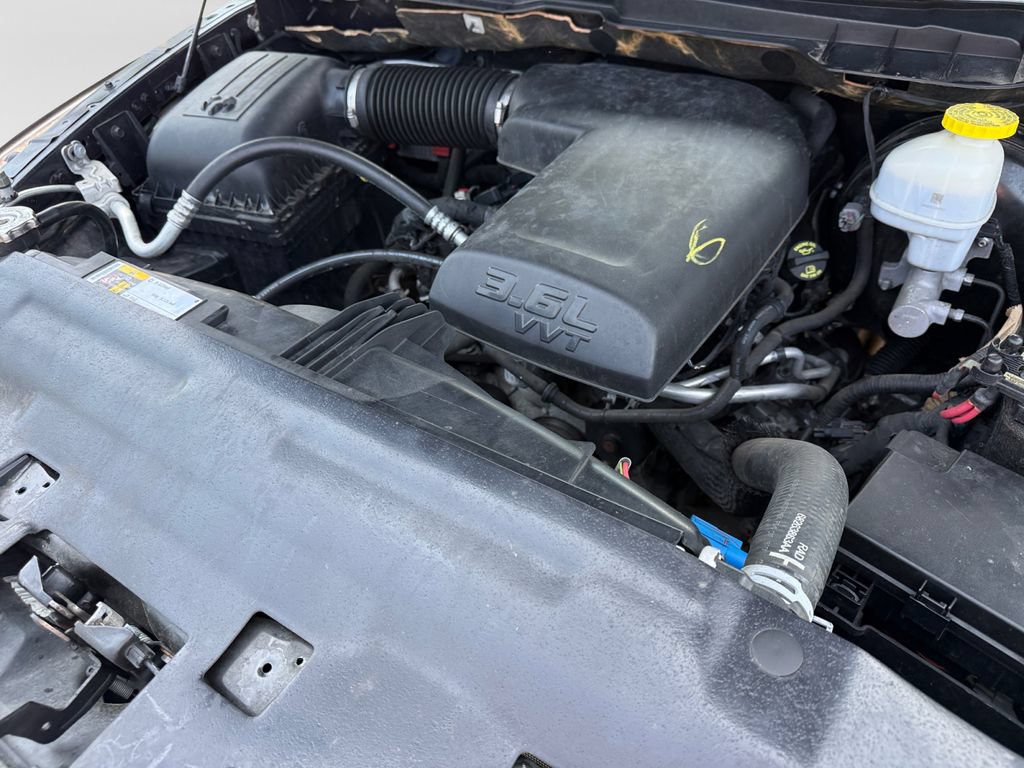 Used 2021 RAM 1500 Classic SLT AWD/4WD image 22