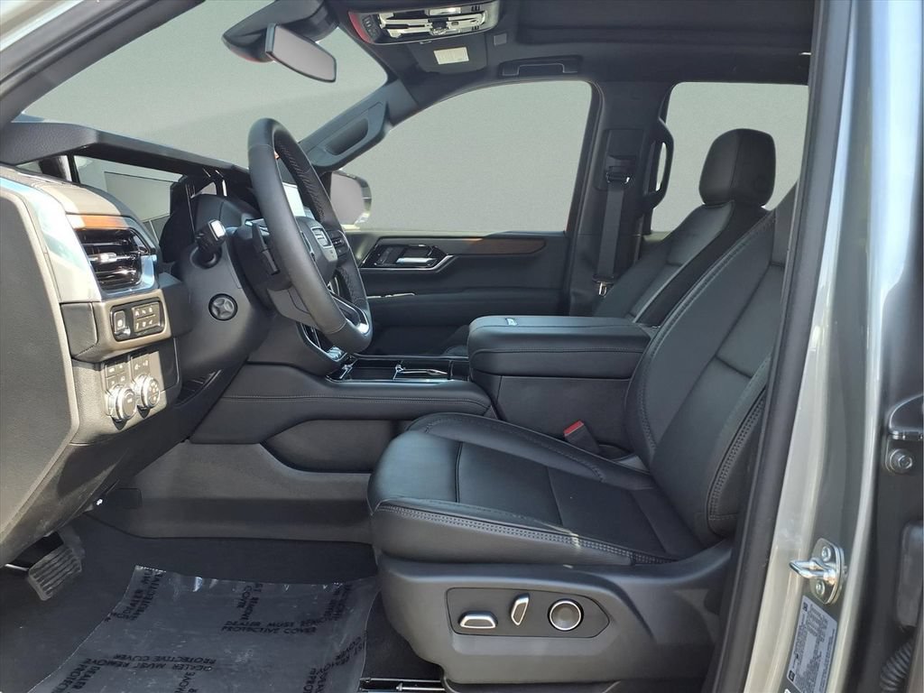 Certified 2026 GMC Yukon Denali w/ Sun & Power Step Package AWD/4WD image 11