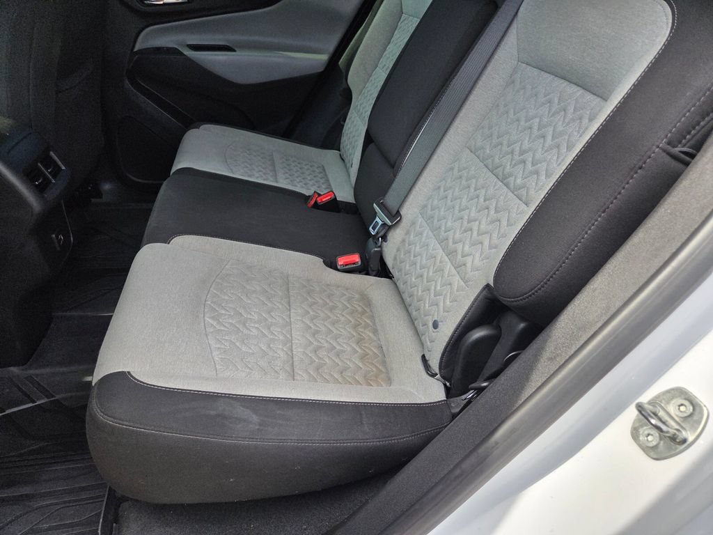 Used 2023 Chevrolet Equinox LS FWD image 23