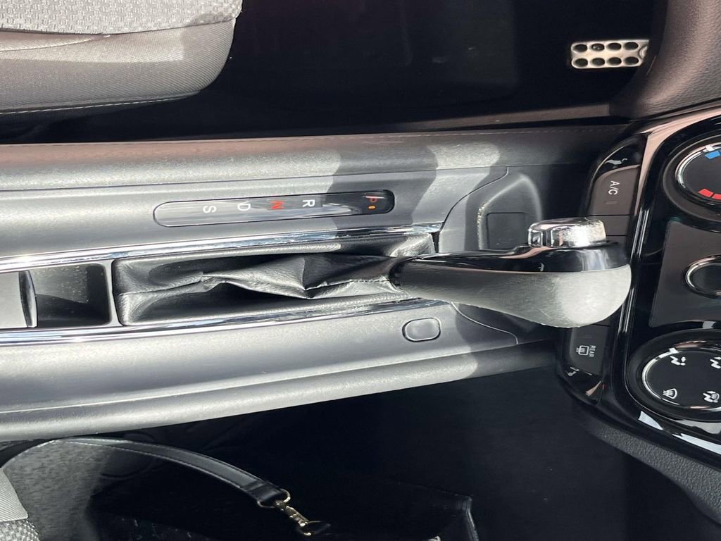 Used 2021 Honda HR-V Sport image 19