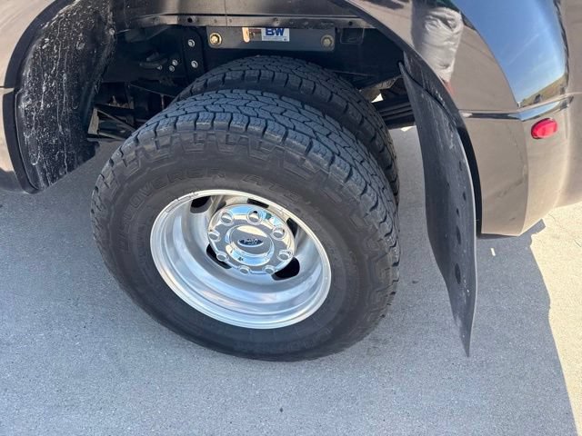 Used 2022 Ford F350 Lariat w/ Lariat Value Package AWD/4WD image 13
