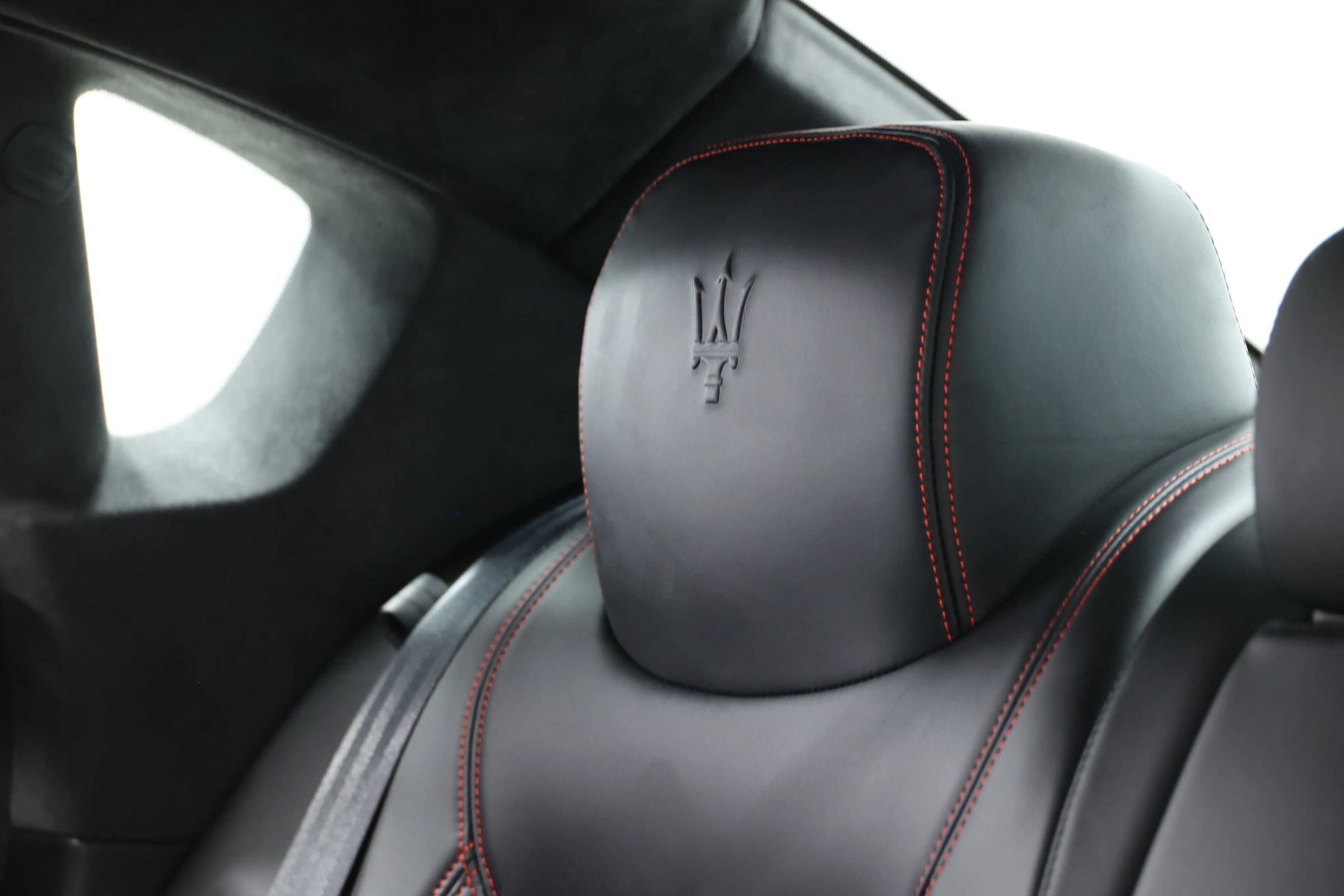 Used 2022 Maserati Quattroporte Trofeo RWD image 54