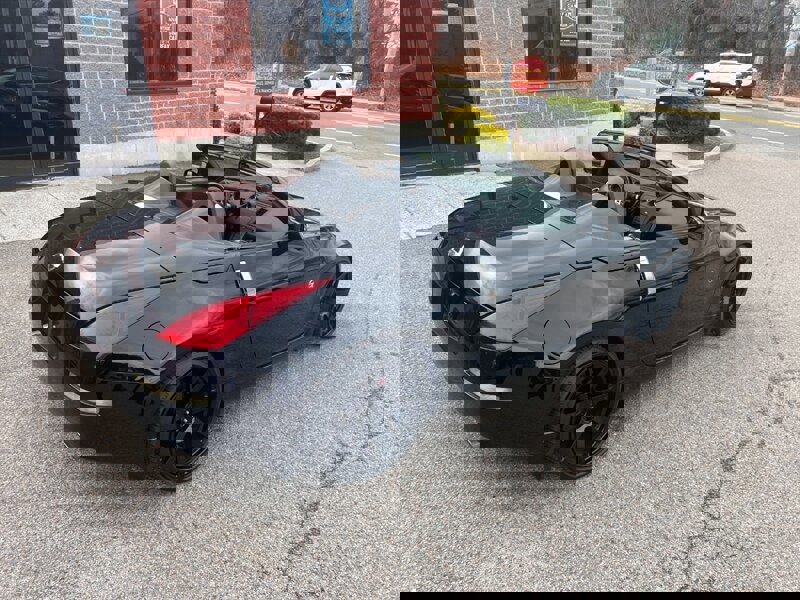 Used 2004 Nissan 350Z Touring image 5